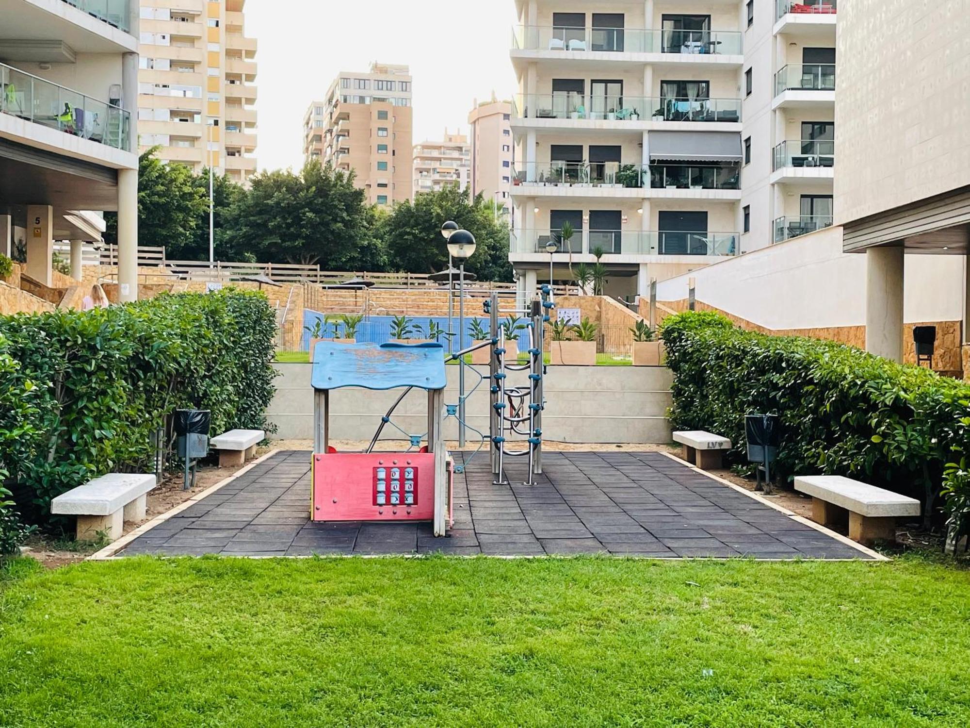 R&R Apartament Apartment Вилахойоса Екстериор снимка